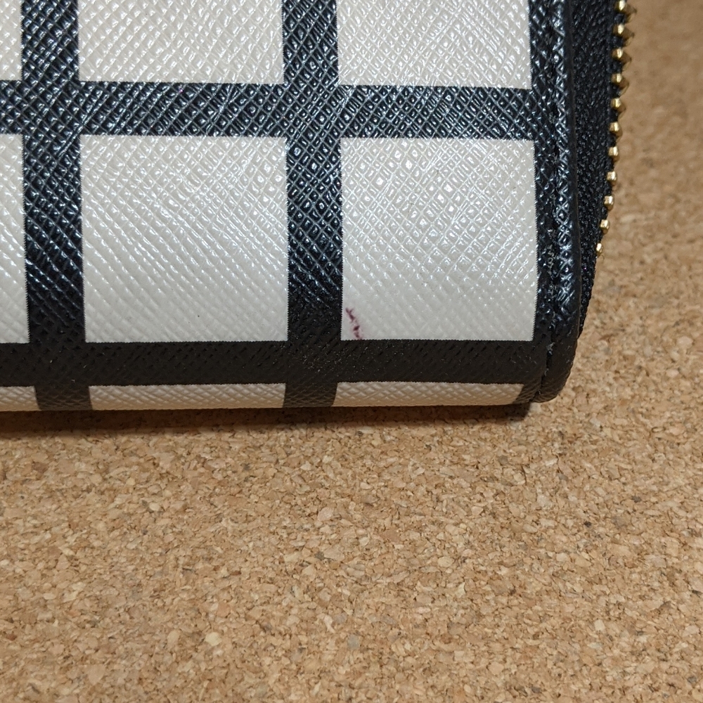 Kate Spade Wallet - Picture 4 of 5